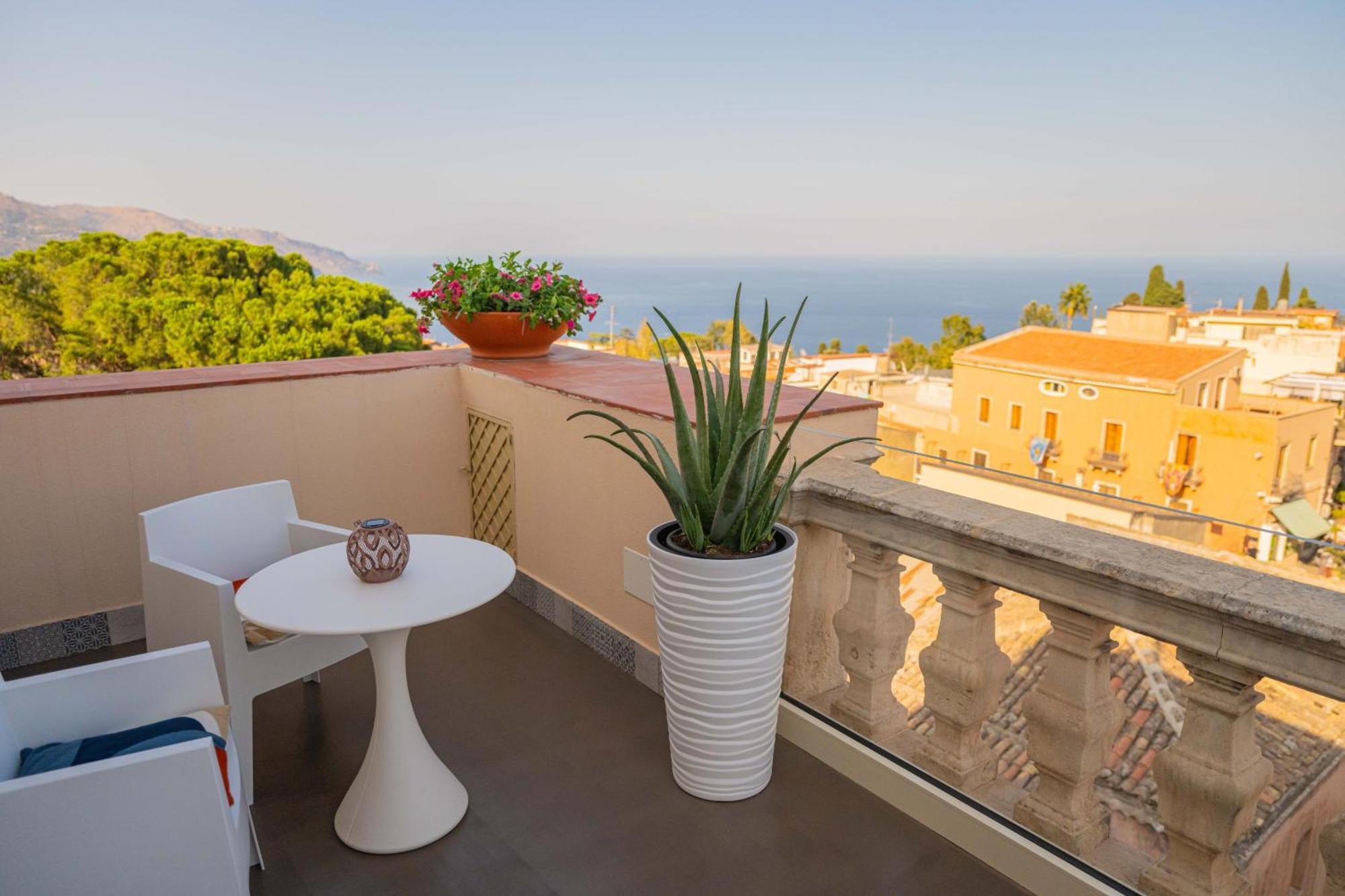 Hotel La Terrazza Di Porta Messina Taormina Zewnętrze zdjęcie